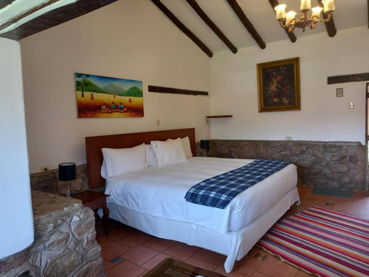 Lizzy Wasi Urubamba Hotel Bagian luar foto