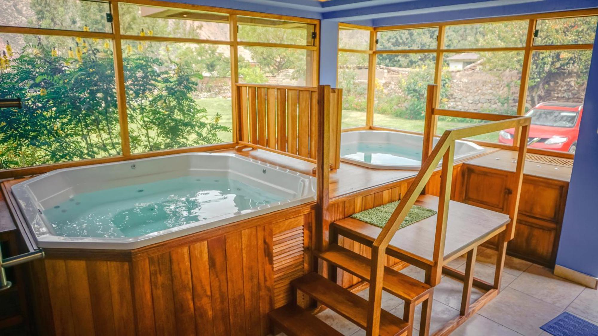Lizzy Wasi Urubamba Hotel Bagian luar foto