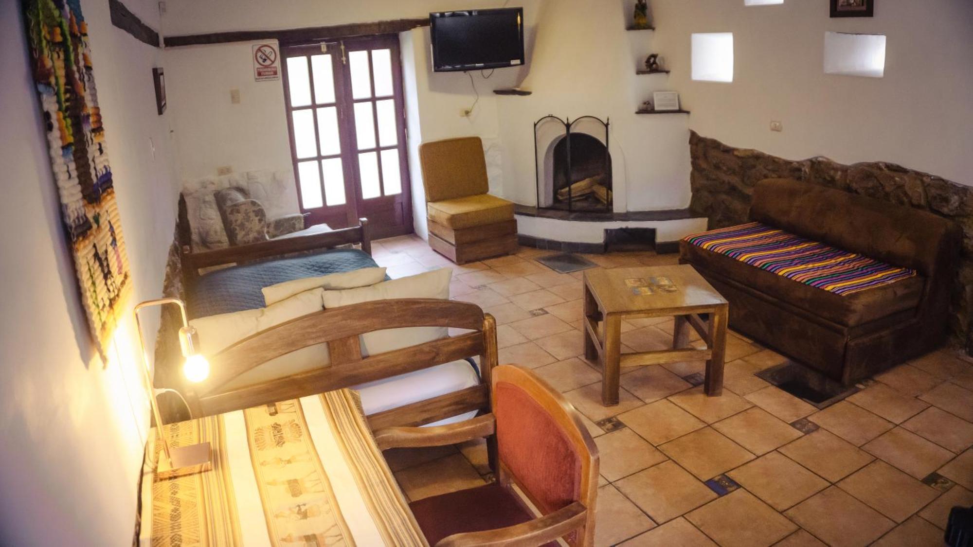 Lizzy Wasi Urubamba Hotel Bagian luar foto