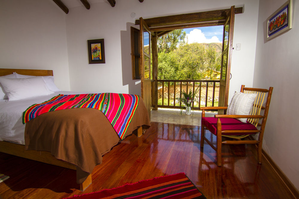 Lizzy Wasi Urubamba Hotel Bagian luar foto