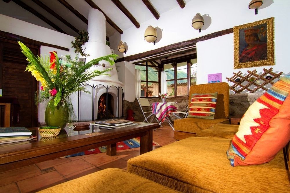 Lizzy Wasi Urubamba Hotel Bagian luar foto