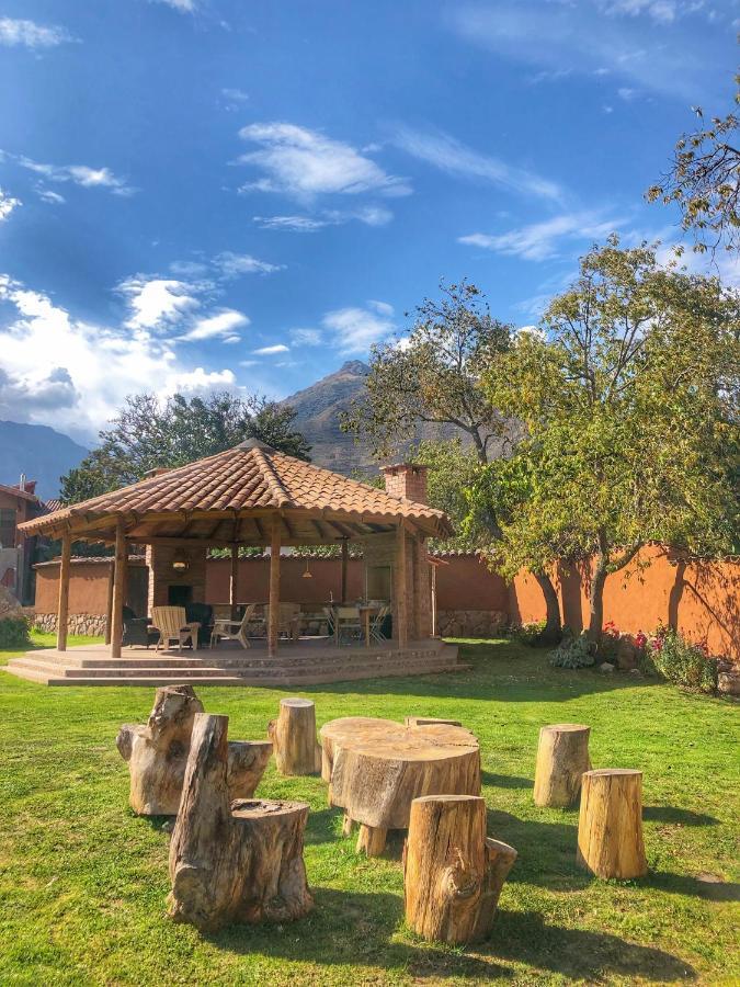 Lizzy Wasi Urubamba Hotel Bagian luar foto