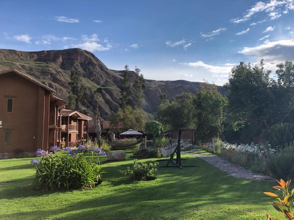 Lizzy Wasi Urubamba Hotel Bagian luar foto